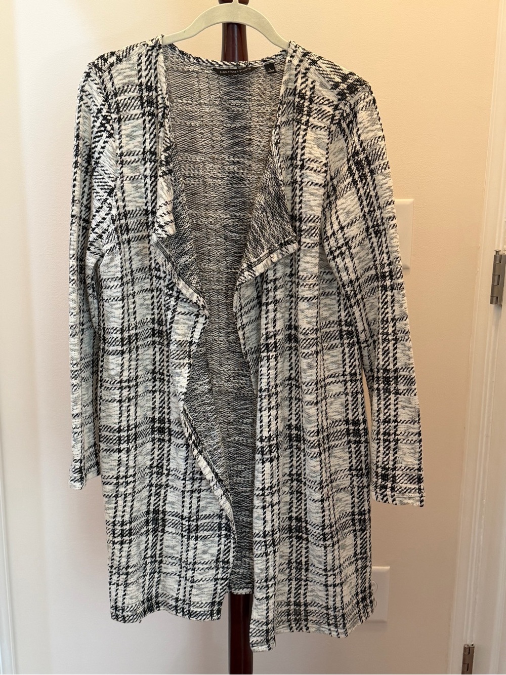 Signature Studio Black & White Plaid Open-Front Cardigan
